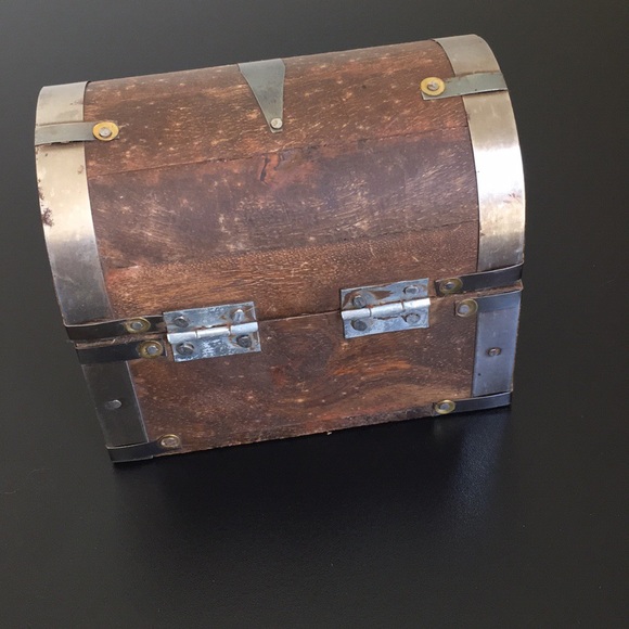 Storage chest - Picture 4 of 5